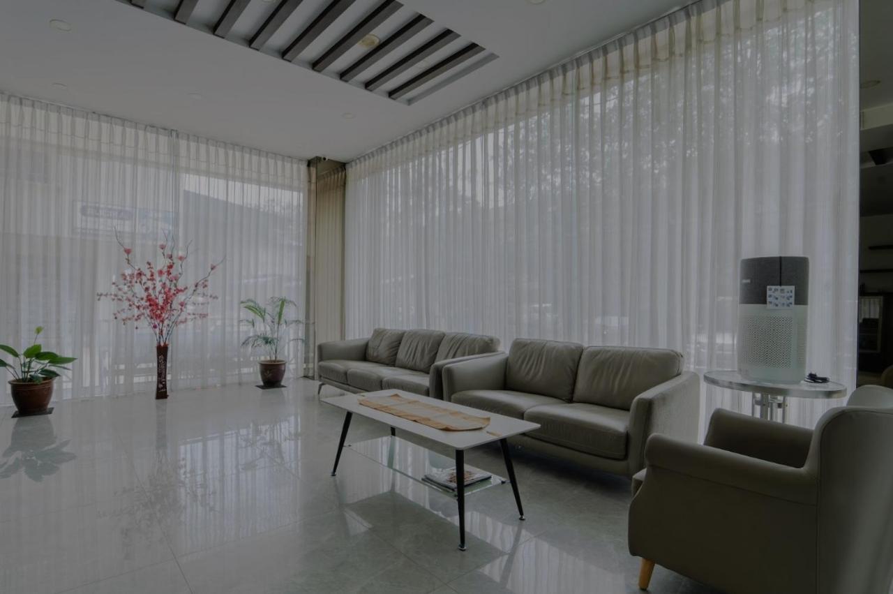 Osaka Hotel Batam Nagoya Ngoại thất bức ảnh