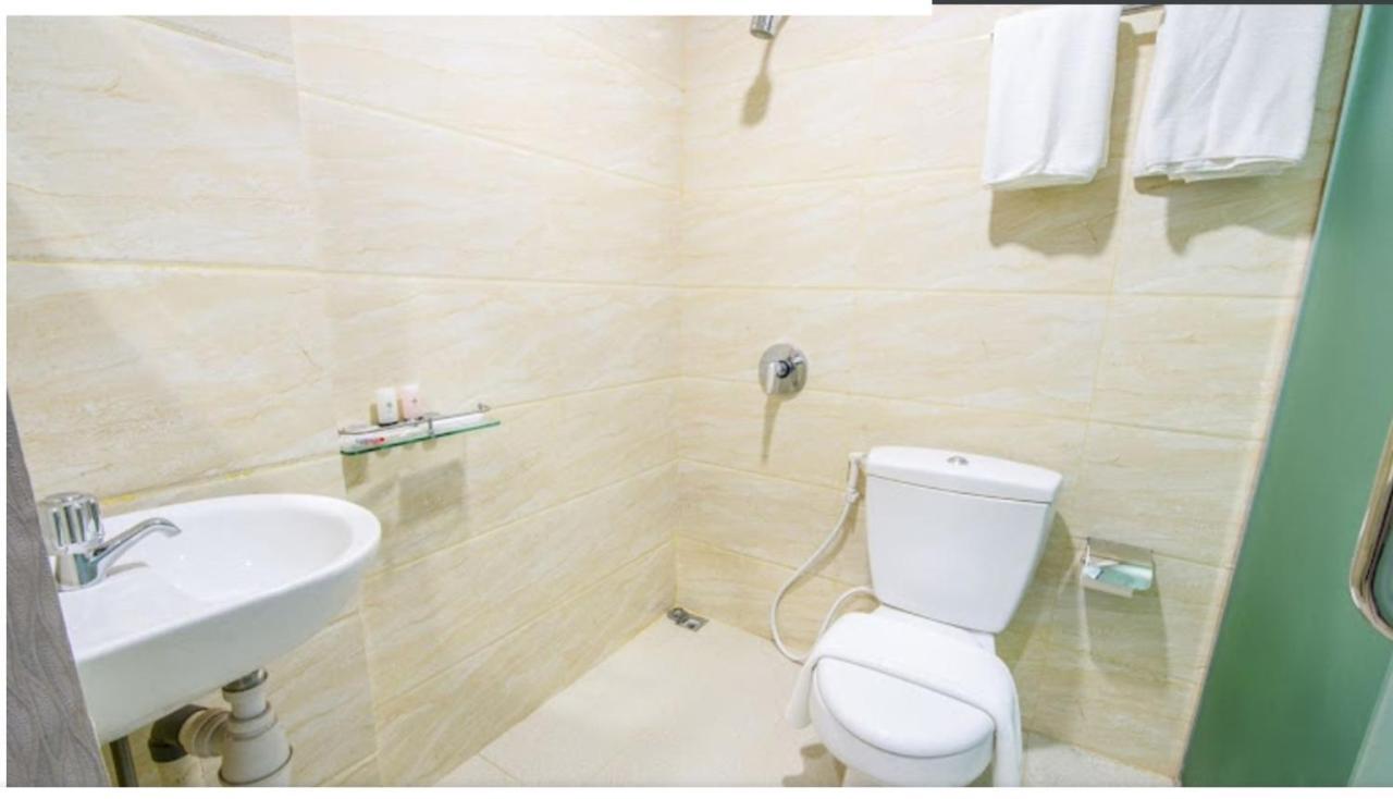 Osaka Hotel Batam Nagoya Ngoại thất bức ảnh